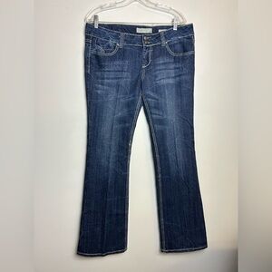 Vanilla Star Cowgirl Jeans Womens Size 13 Blue Washed Boocut Wide leg Mid Rise